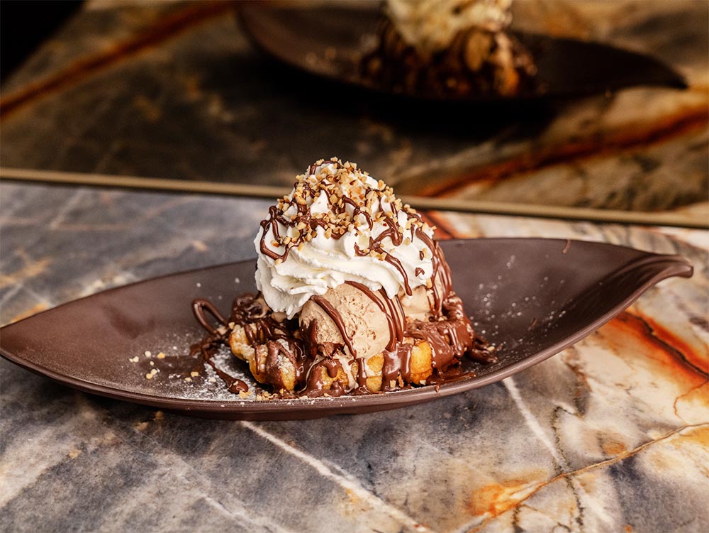 Waffel con gelato completo